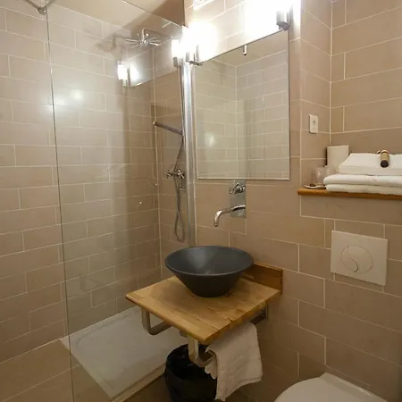 Ξενοδοχείο Hotel-restaurant La Mandia